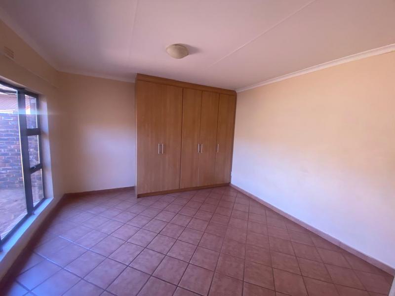 To Let 4 Bedroom Property for Rent in Kathu Northern Cape